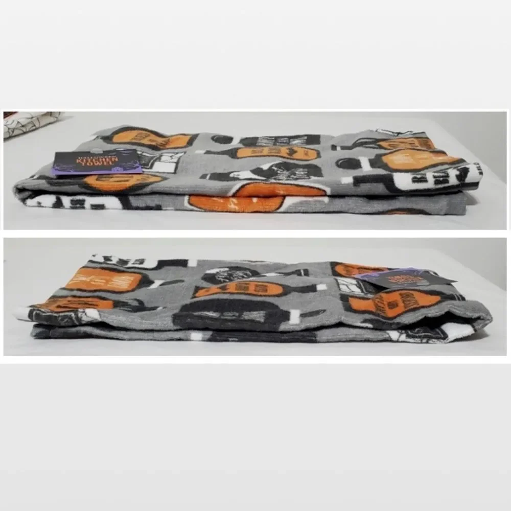 2 New Haunted House Kitchen Towels Halloween Gray & White Poison Potions Set NWT